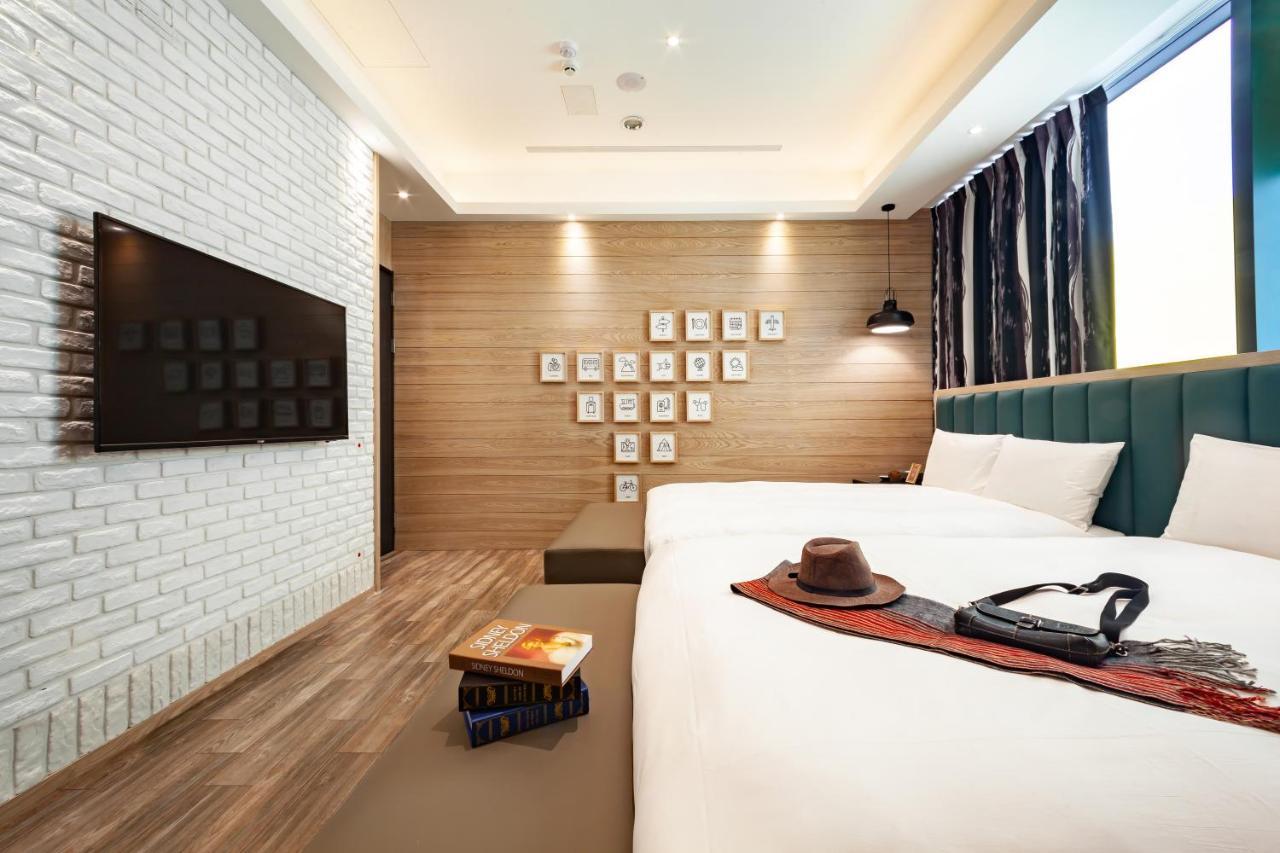 Norway Forest Motel - Wen Chuang Branch Đài Trung Ngoại thất bức ảnh