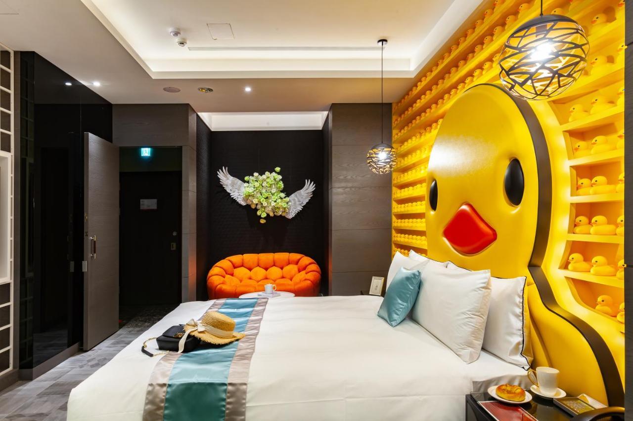 Norway Forest Motel - Wen Chuang Branch Đài Trung Ngoại thất bức ảnh